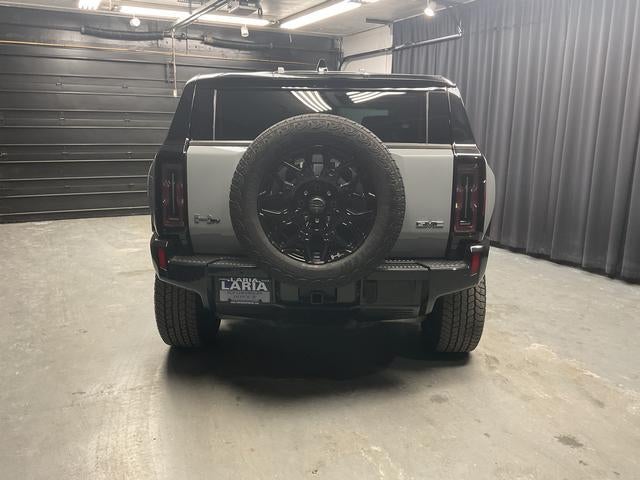2024 GMC HUMMER EV SUV 2X