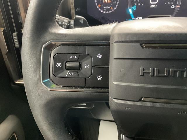 2024 GMC HUMMER EV SUV 2X
