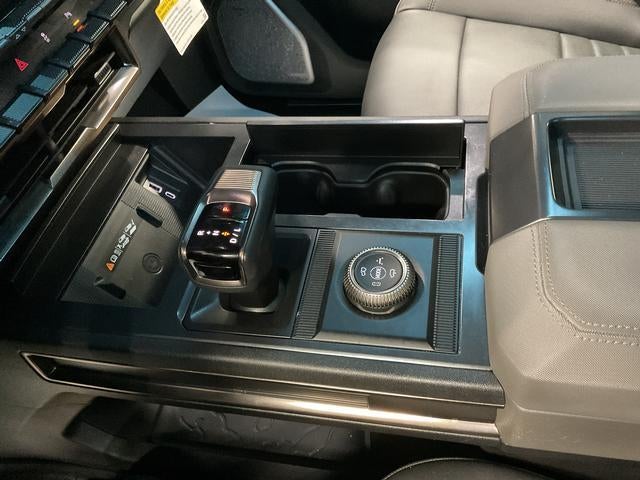 2024 GMC HUMMER EV SUV 2X