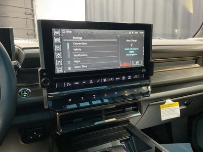 2024 GMC HUMMER EV SUV 2X