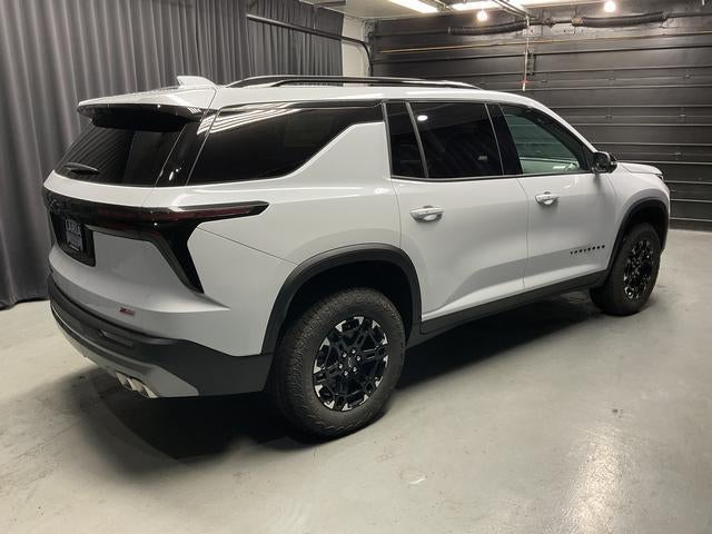2027 Chevrolet Traverse Z71 - Photo 8