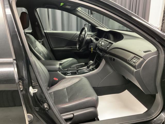 2017 Honda Accord Sedan Sport SE