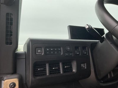 2024 BrightDrop Zevo 600 EJY