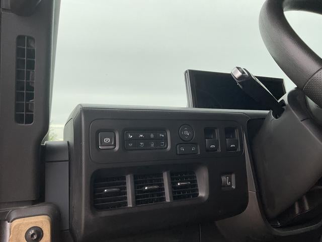 2024 BrightDrop Zevo 600 EJY