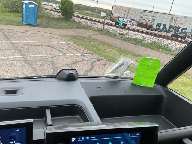 2024 BrightDrop Zevo 600 EJY