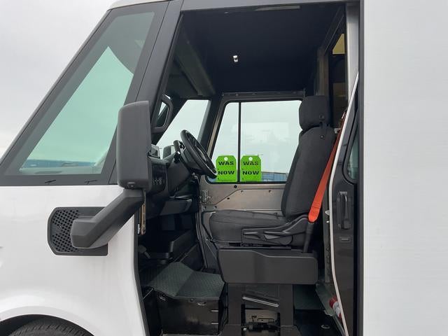 2024 BrightDrop Zevo 600 EJY