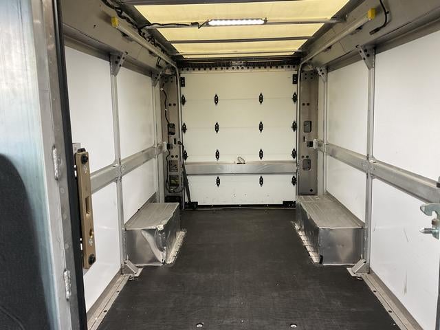 2024 BrightDrop Zevo 600 EJY