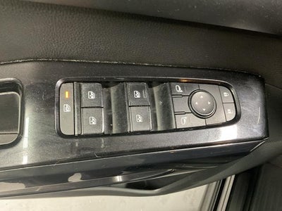 2022 Nissan Pathfinder S
