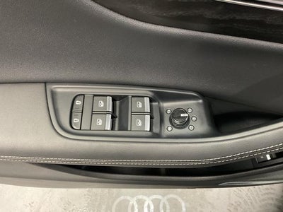 2023 Audi Q8 Premium Plus