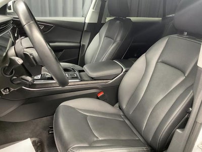 2023 Audi Q8 Premium Plus