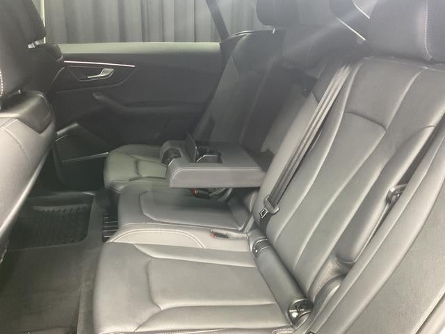 2023 Audi Q8 Premium Plus